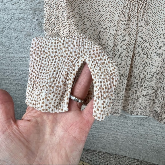 VINEYARD VINES Silk Pinktuck Blouse Top Cream w/ Tan Polka Dots XL - Picture 11 of 15